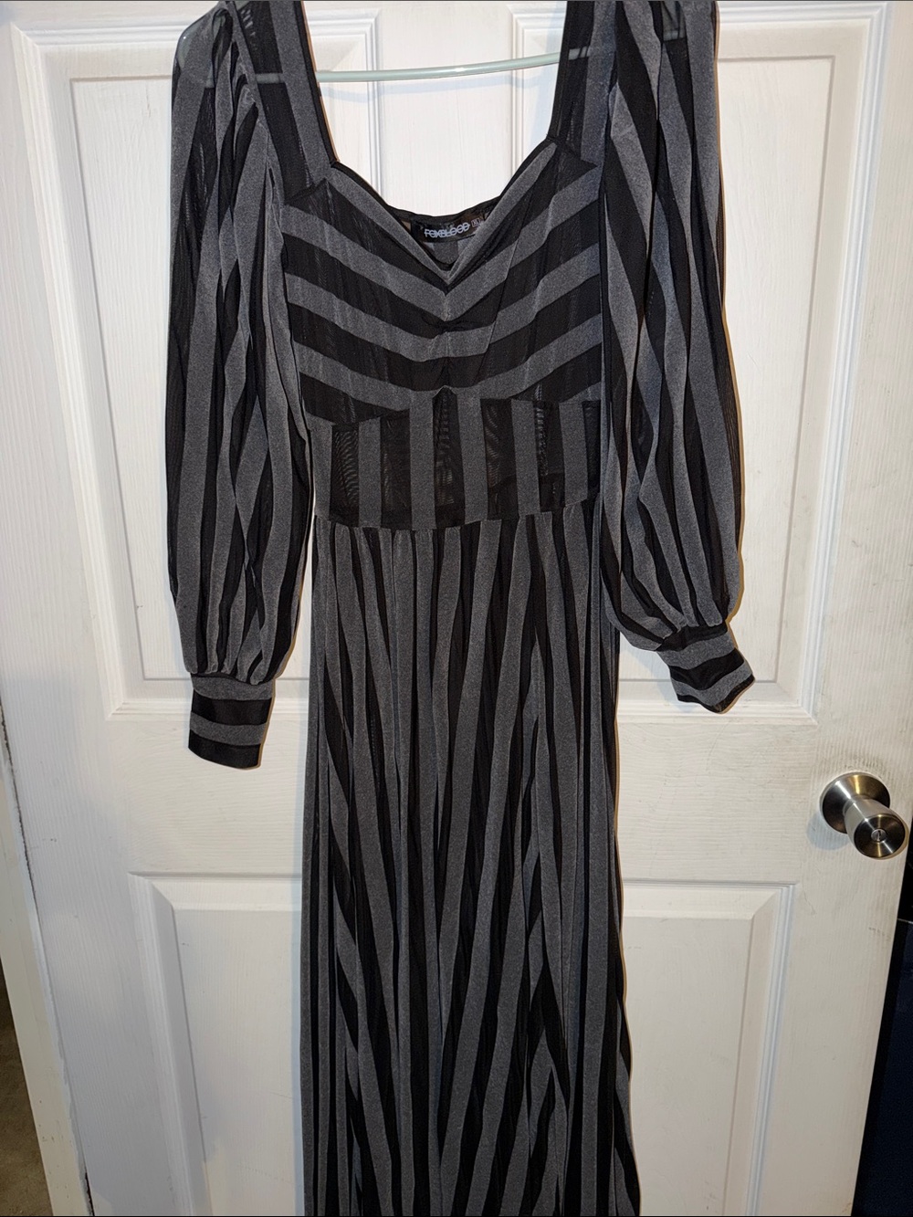 Foxblood Victoria striped mesh gown XL